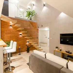 Penthouse With Terrace Kraków